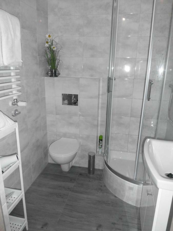 Ares Apartments Przemysl Ngoại thất bức ảnh